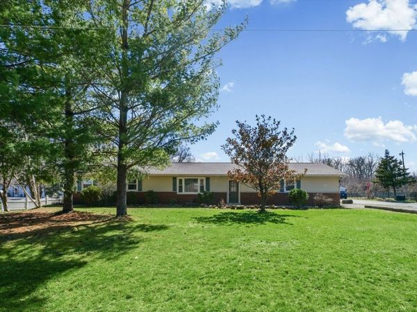 3207 E Airport Road , Urbana, IL 61802