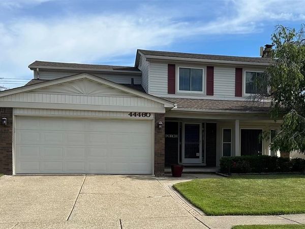 44460 Manitou Drive, Clinton Twp, MI 48038
