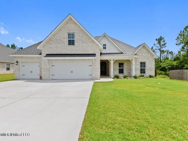 13590 Deer Field Drive, Gulfport, MS 39503