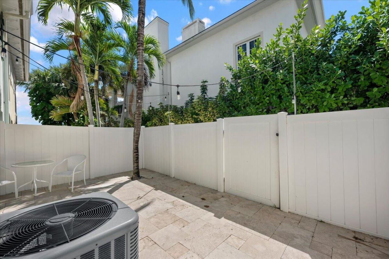 455 Ocean Ridge Way, Juno Beach, FL 33408 Photo