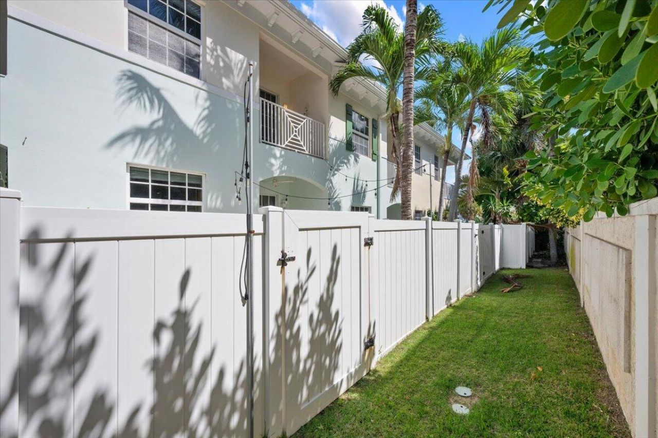 455 Ocean Ridge Way, Juno Beach, FL 33408 Photo