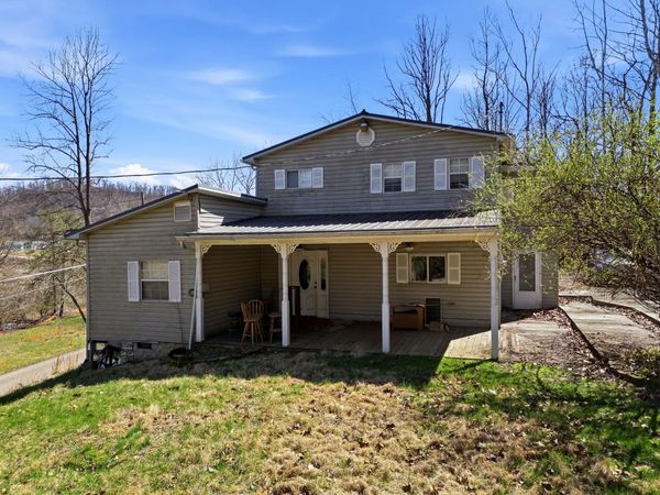 535 County Road 104, Chesapeake, OH 45619