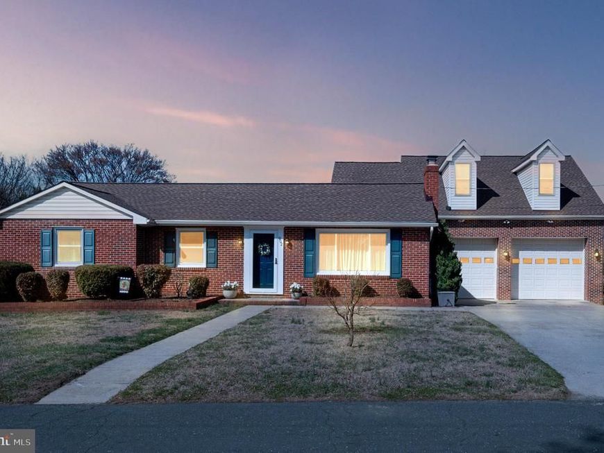 902 Hillcrest Road, Hanover, MD 21076 Main Photo