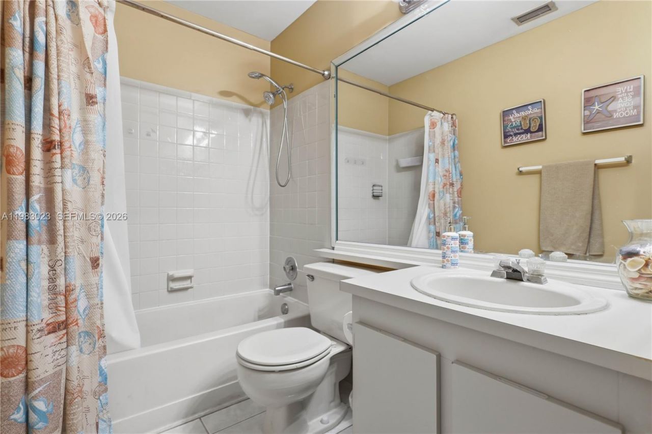 2881 S Cambridge Ln, Cooper City, FL 33026 Photo