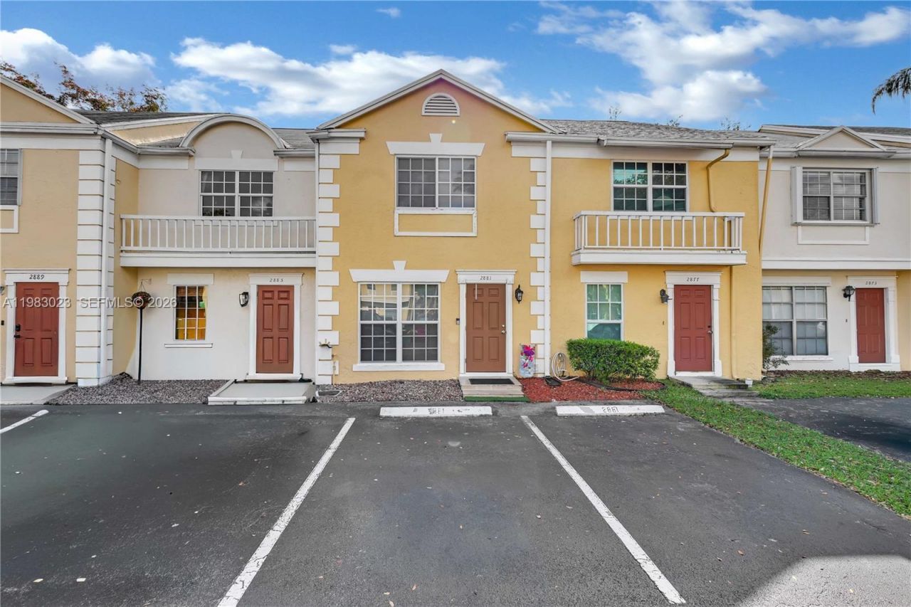 2881 S Cambridge Ln, Cooper City, FL 33026 Photo