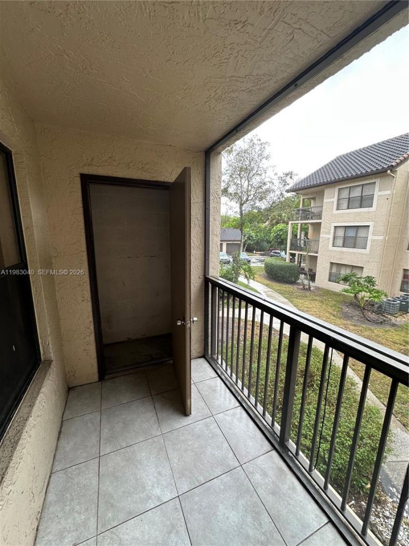 4221 W Mcnab Rd , Unit 35, Pompano Beach, FL 33069 Photo