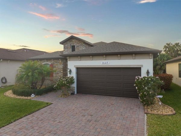 1645 Willows Square, Vero Beach, FL 32966