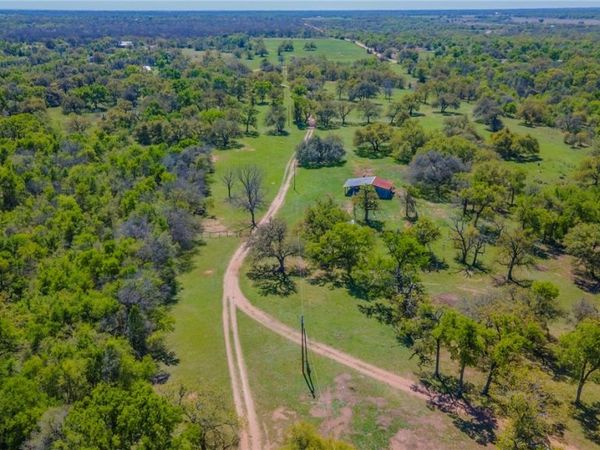 1500 County Road 405, Buckholts, TX 76518