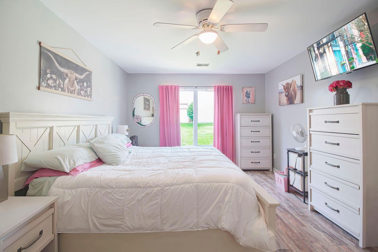 210 Sparkleberry Lane Photo 5