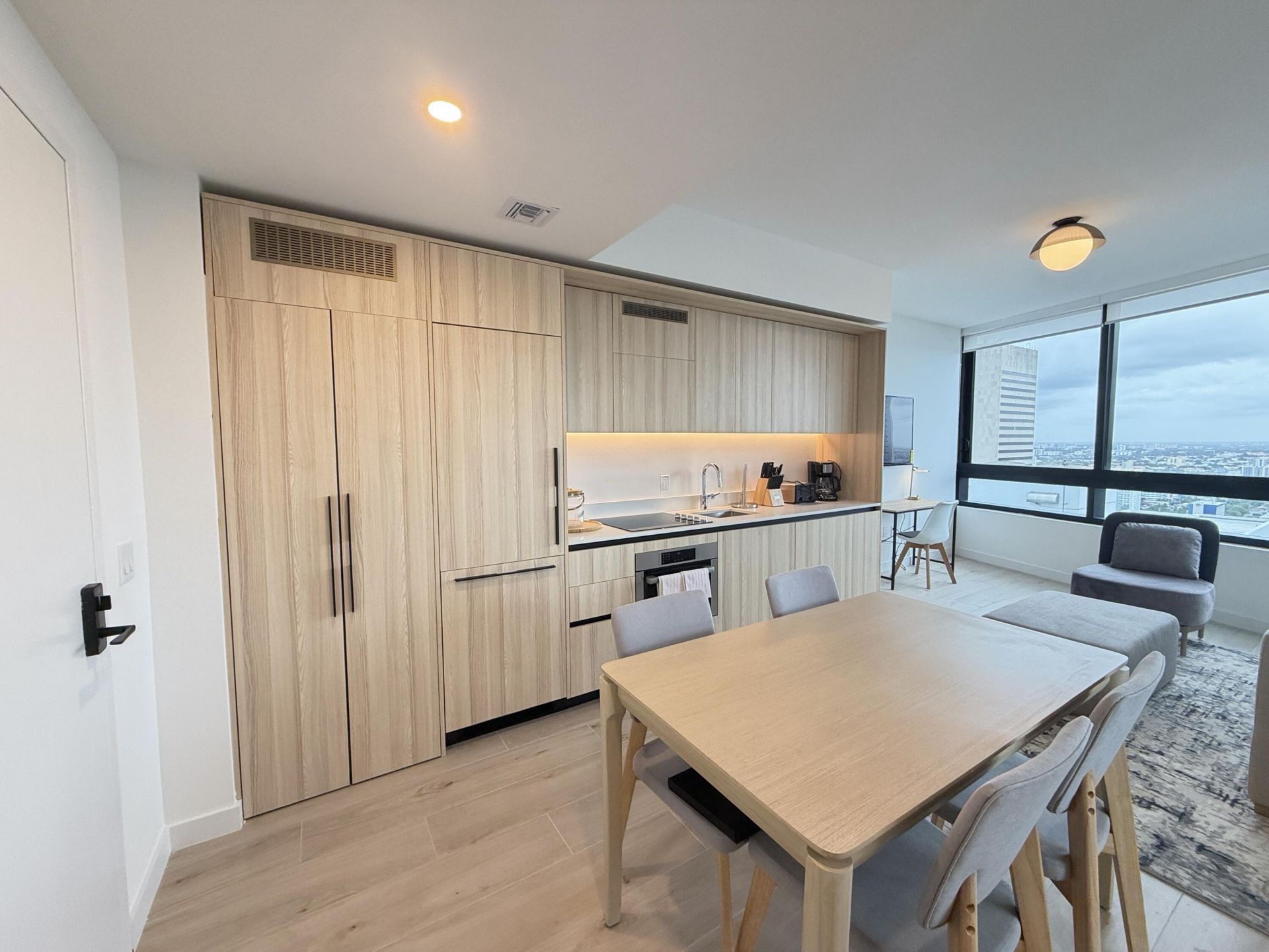 225 N Miami Avenue, Unit 3502, Miami, FL 33128 Photo