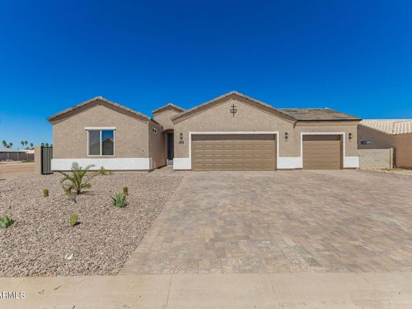 9430 W SAN LAZARO Drive, Arizona City, AZ 85123