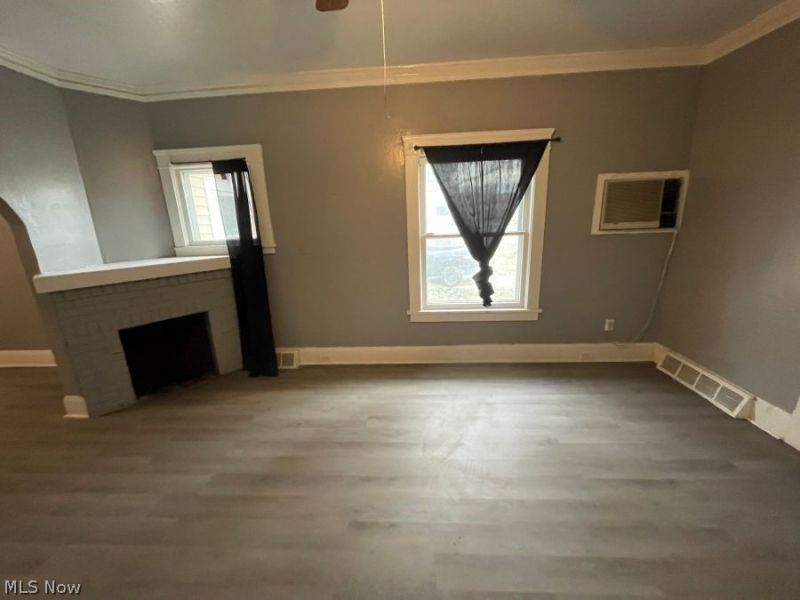 875 E 131st Street, Cleveland, OH 44108 Photo 3