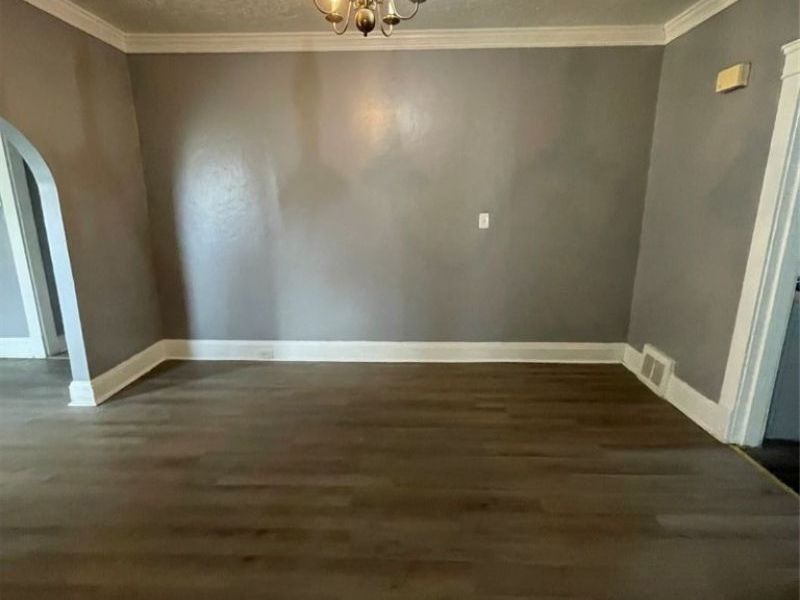 875 E 131st Street, Cleveland, OH 44108 Photo 4