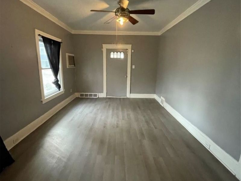 875 E 131st Street, Cleveland, OH 44108 Photo 6