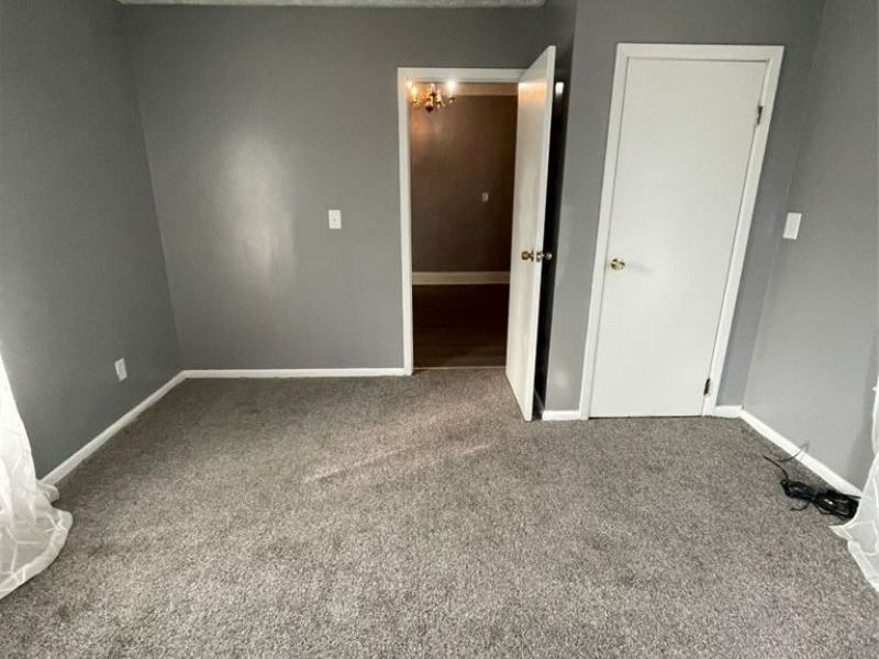 875 E 131st Street, Cleveland, OH 44108 Photo 7