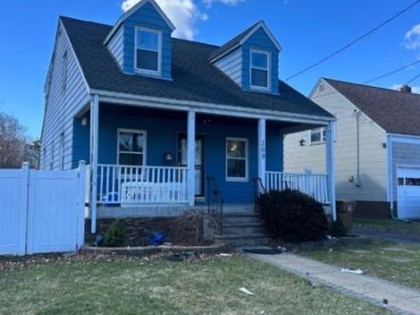 309 Mccandless St, Linden, NJ 07036
