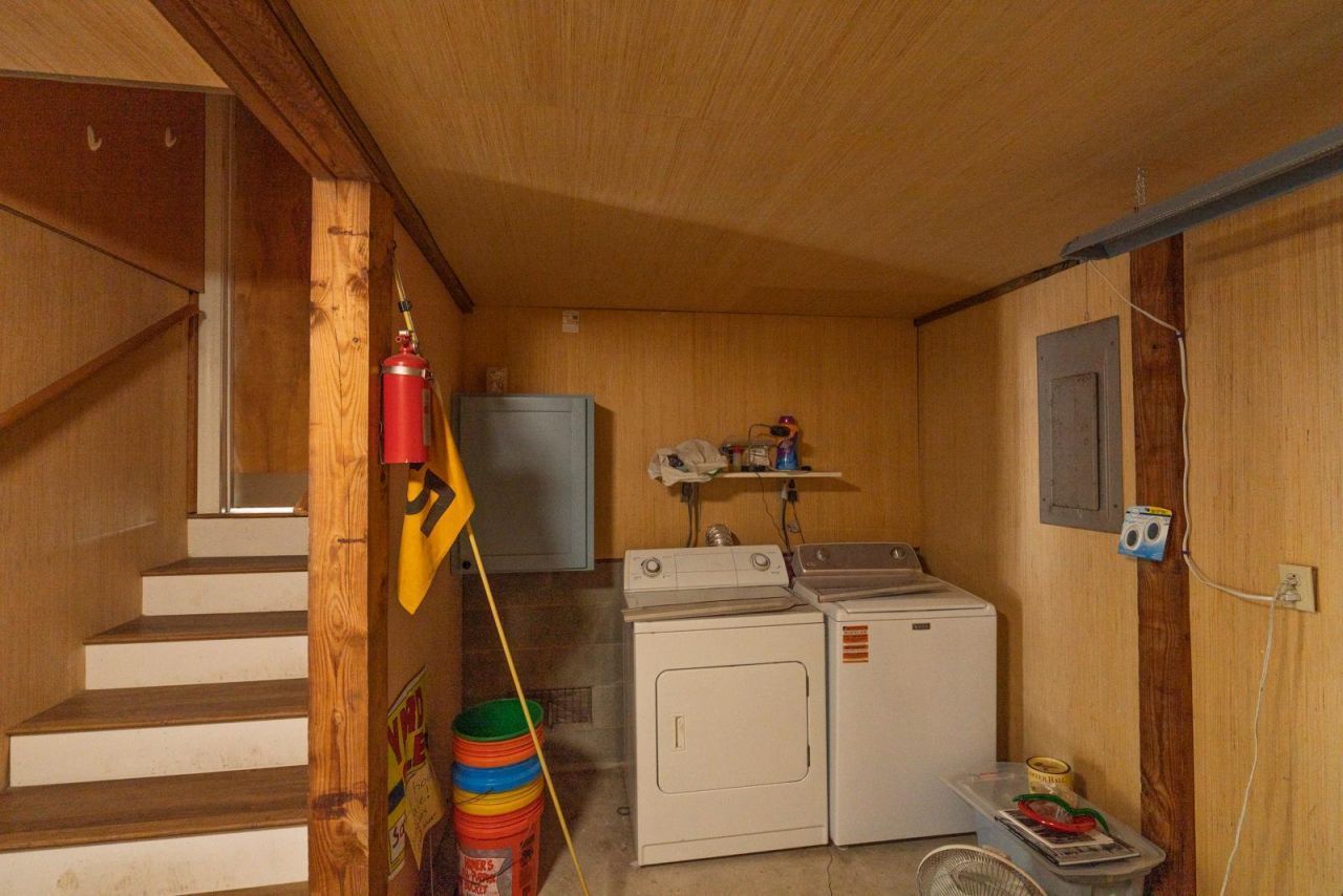 3313 Myrtle Street Photo 28