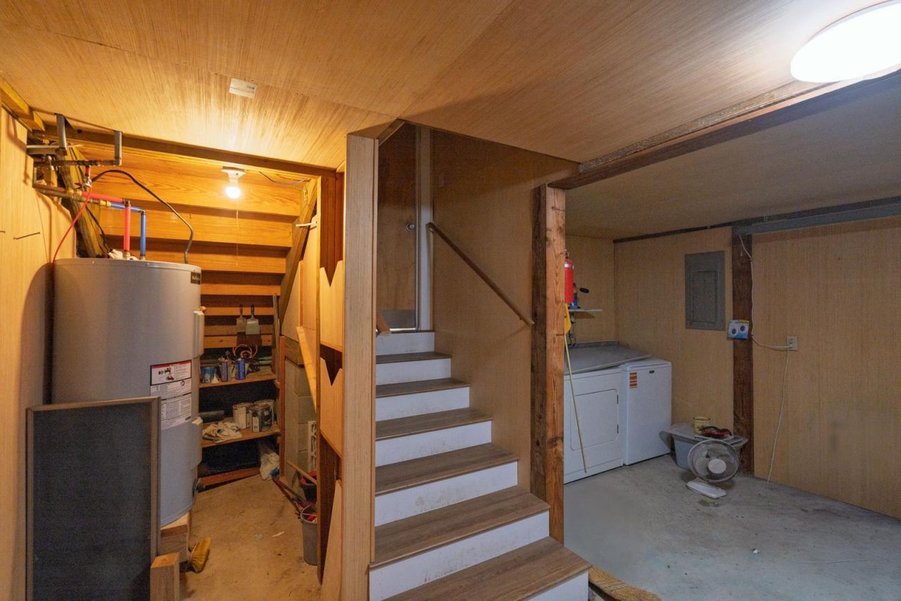 3313 Myrtle Street Photo 32