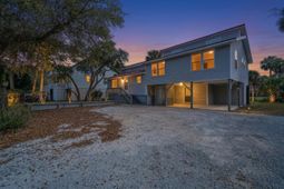 3313 Myrtle Street photo 4