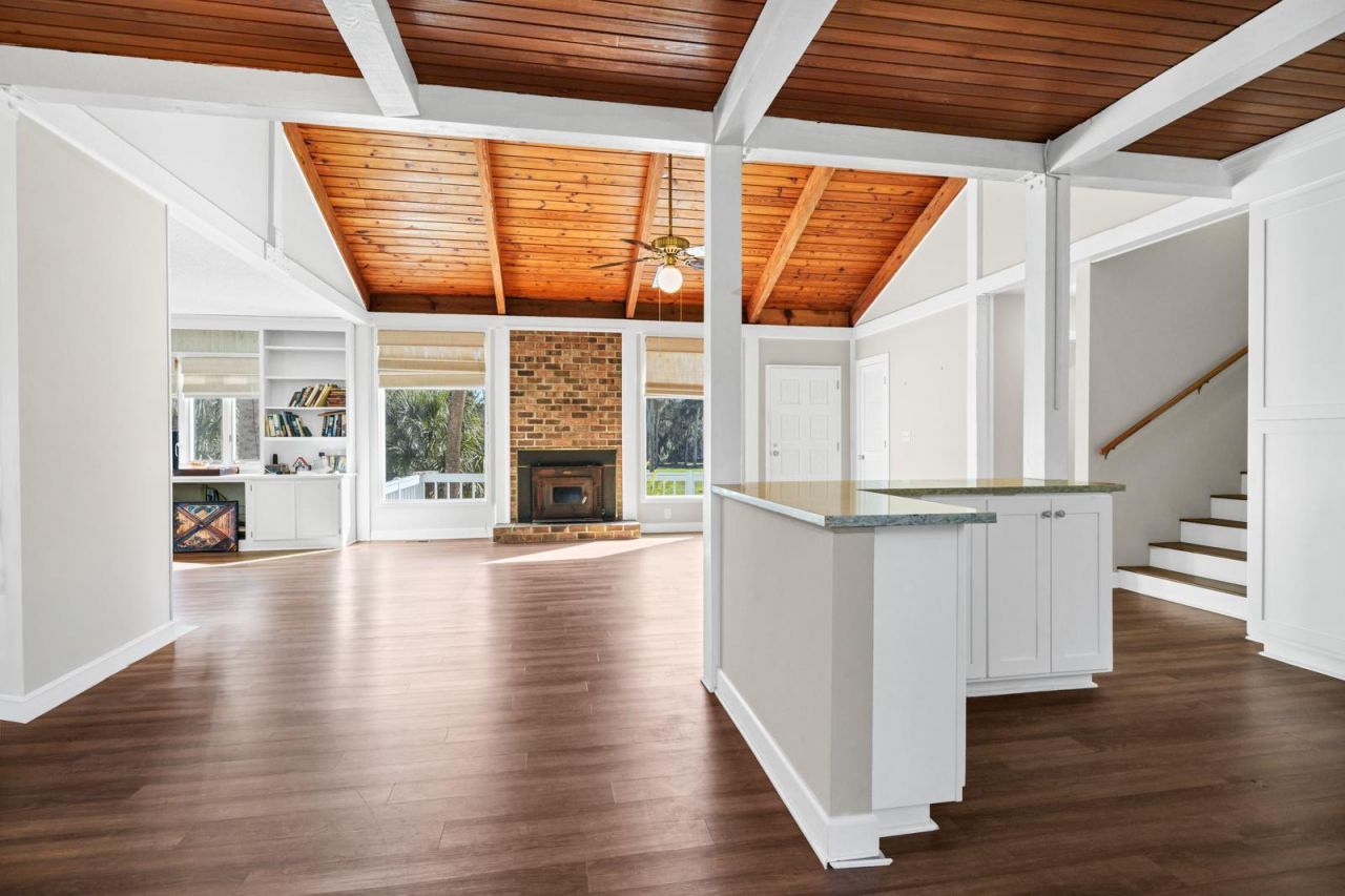 3313 Myrtle Street Photo 5