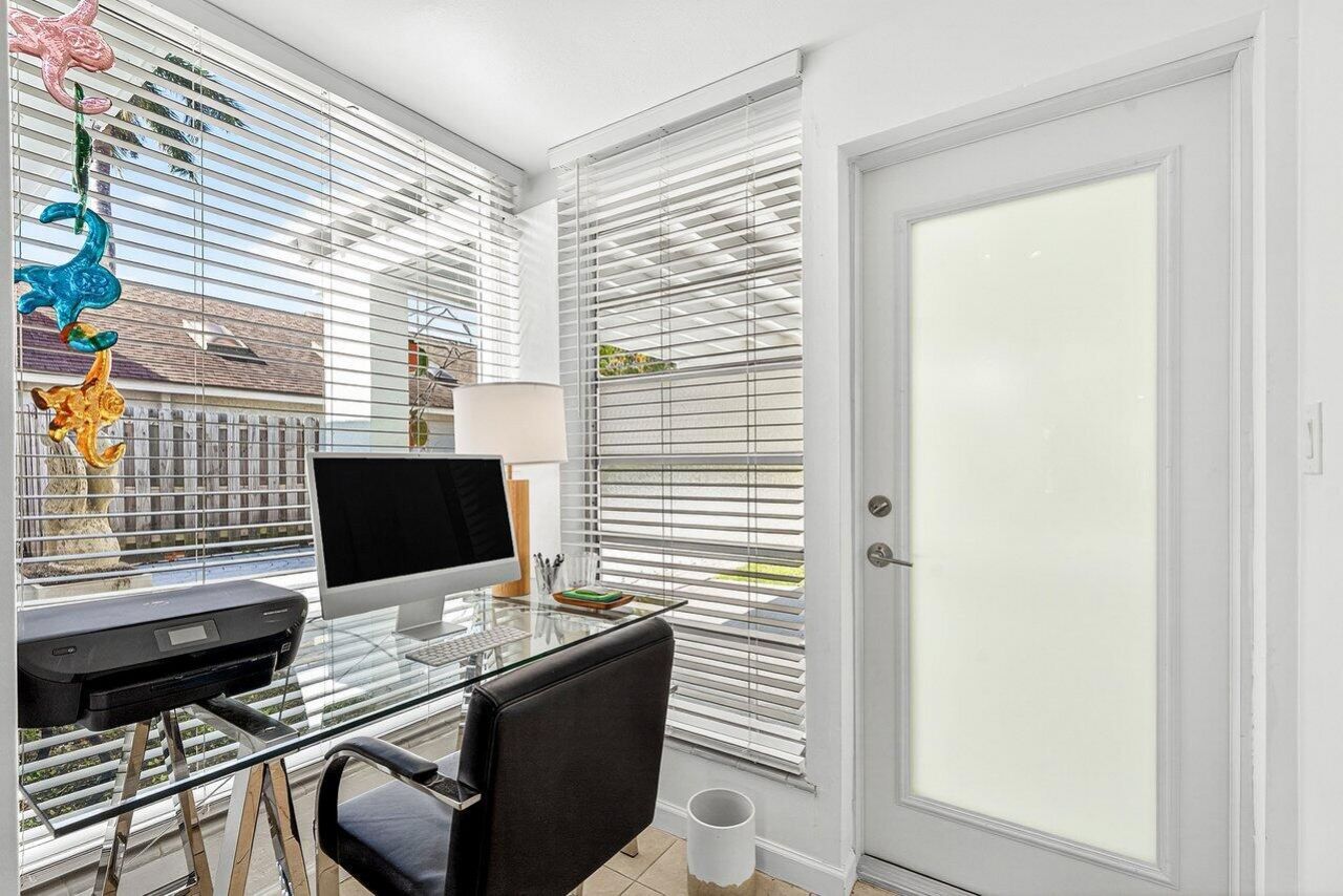 3511 Washington Road, West Palm Beach, FL 33405 Photo