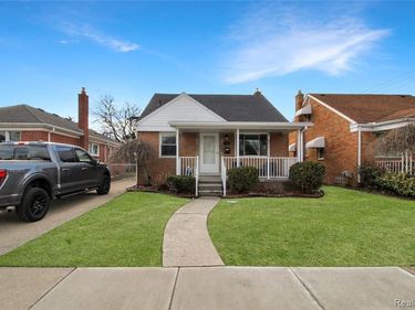 12883 Callender Street, Southgate, MI 48195