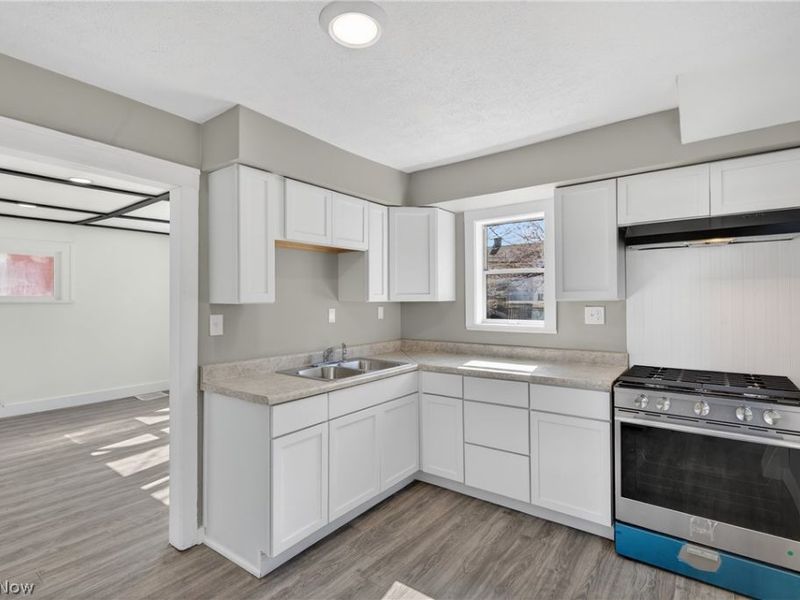 9602 Plymouth Avenue, Garfield Heights, OH 44125 Photo 10