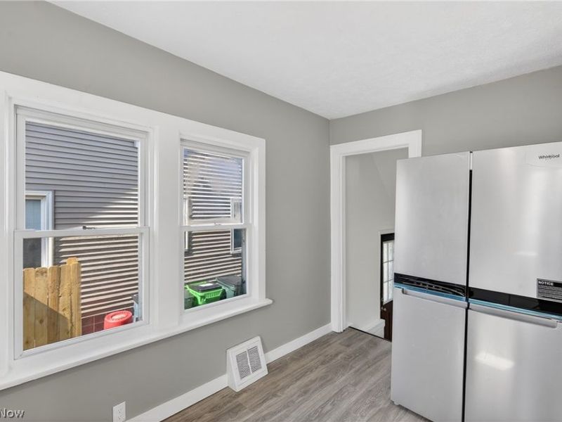 9602 Plymouth Avenue, Garfield Heights, OH 44125 Photo 12