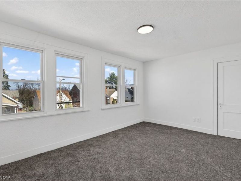 9602 Plymouth Avenue, Garfield Heights, OH 44125 Photo 13