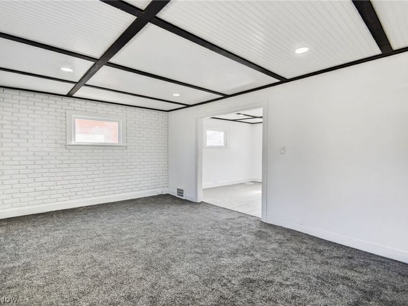 9602 Plymouth Avenue, Garfield Heights, OH 44125 Photo 4