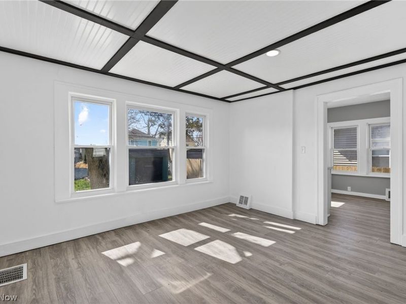 9602 Plymouth Avenue, Garfield Heights, OH 44125 Photo 8