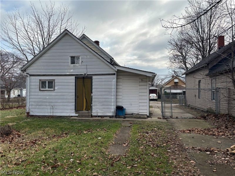 3264 W 54th Street, Cleveland, OH 44102 Photo 3
