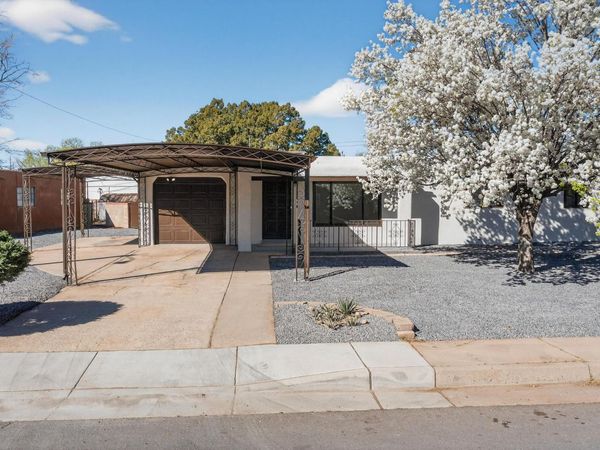 1401 Rhode Island Street NE, Albuquerque, NM 87110