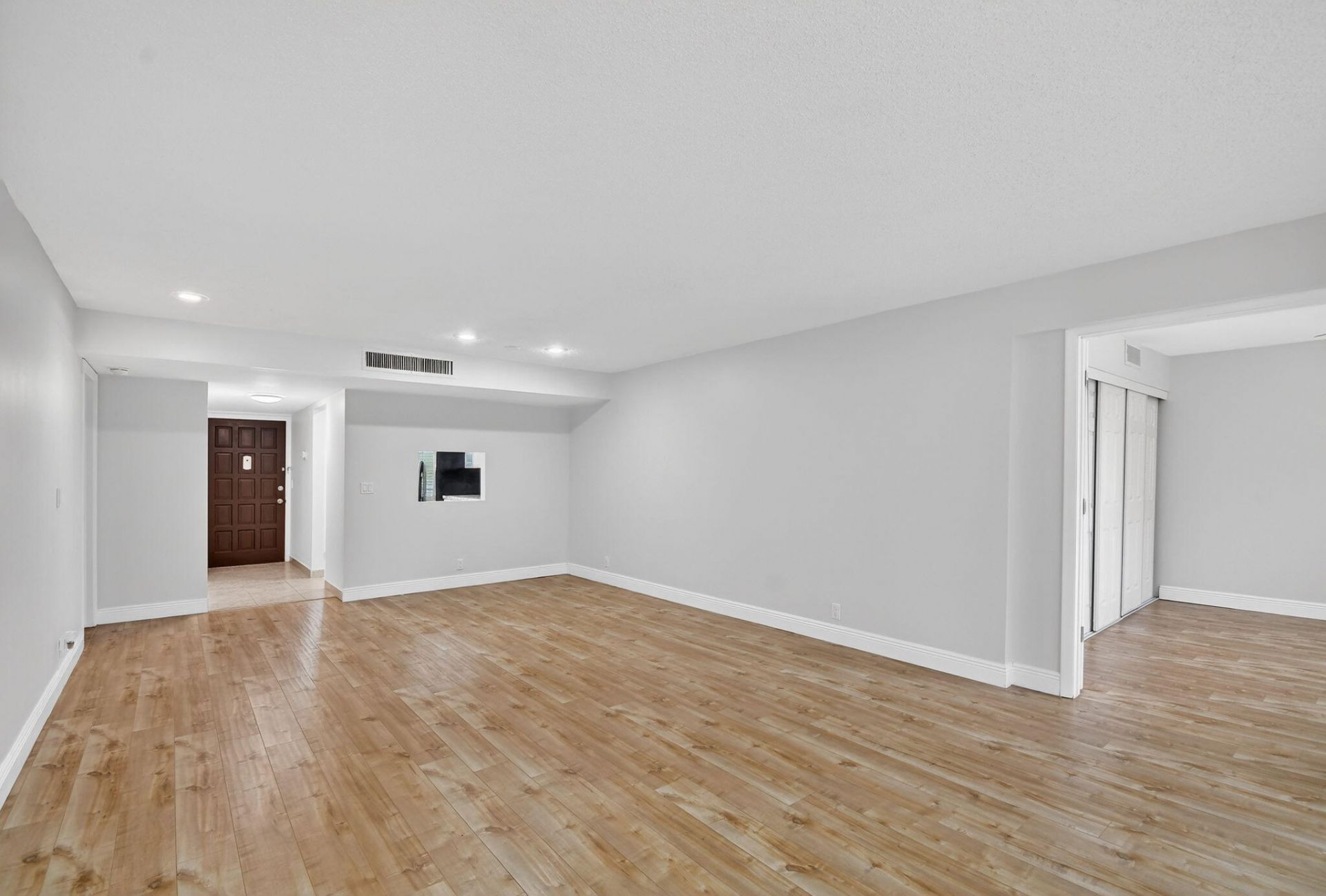 4080 Tivoli Court E, Unit 206, Lake Worth, FL 33467 Photo