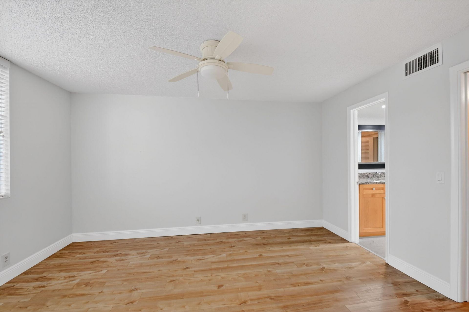 4080 Tivoli Court E, Unit 206, Lake Worth, FL 33467 Photo