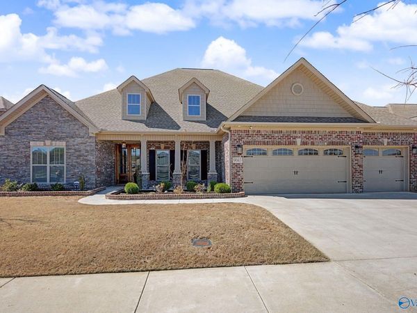 9043 SW Redstone Square Drive SW, Huntsville, AL 35824