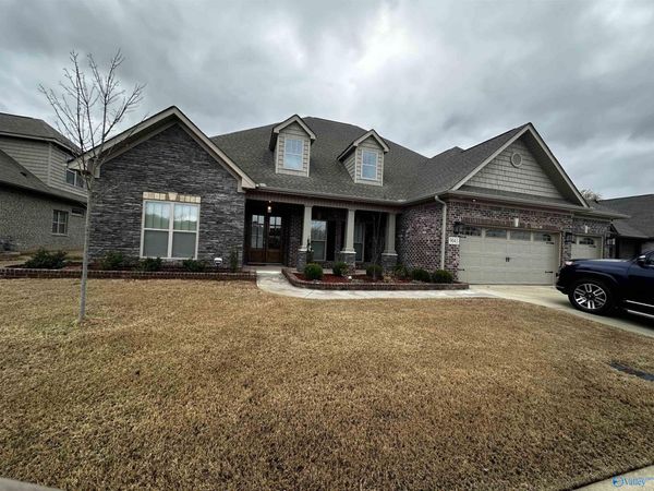 9043 SW Redstone Square Drive SW, Huntsville, AL 35824