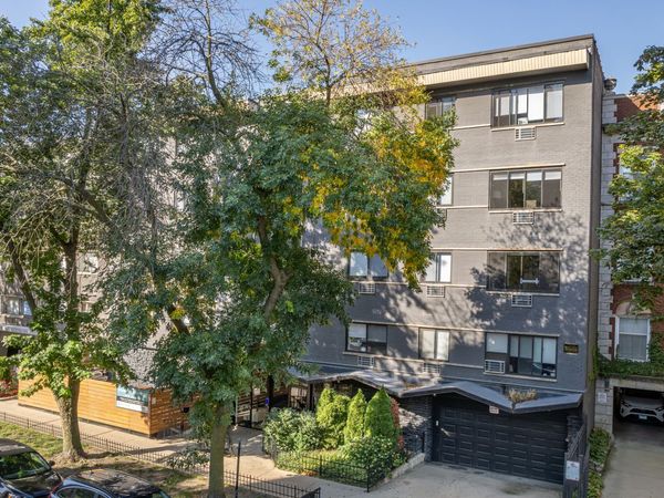 6134 N Kenmore Avenue , Unit 304, Chicago, IL 60660