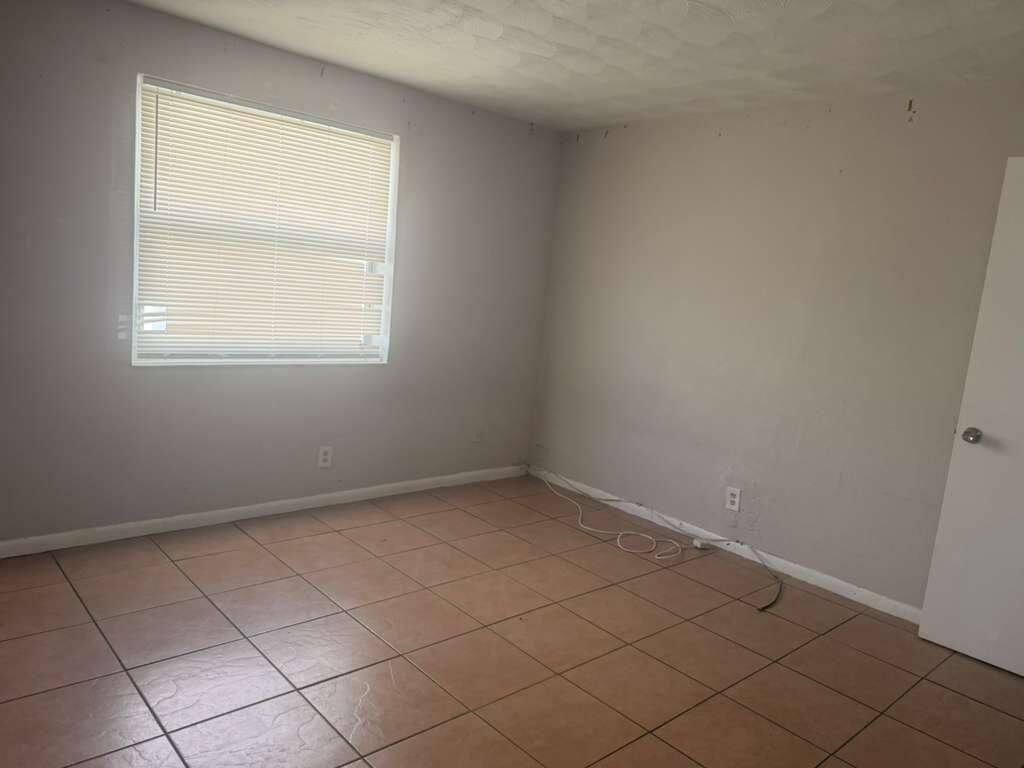 314 Douglass Avenue, Unit 318, West Palm Beach, FL 33401 Photo