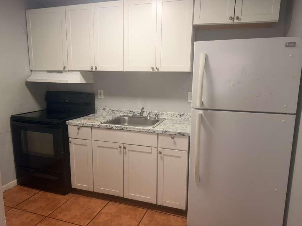 314 Douglass Avenue, Unit 318, West Palm Beach, FL 33401 Photo