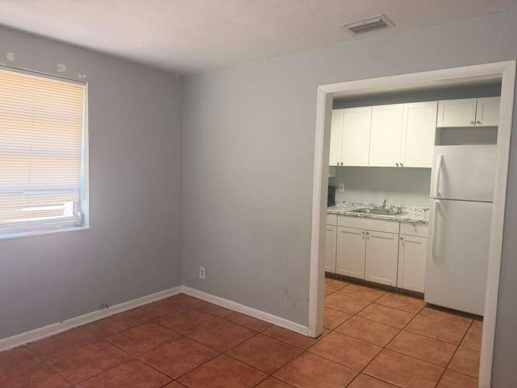 314 Douglass Avenue, Unit 318, West Palm Beach, FL 33401 Photo