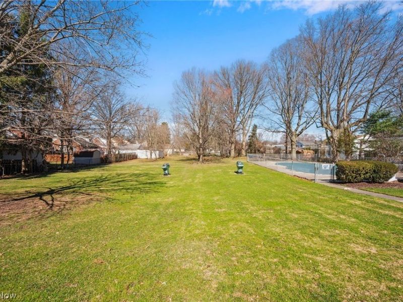 20312 Lorain Road, Unit 112, Fairview Park, OH 44126 Photo 27