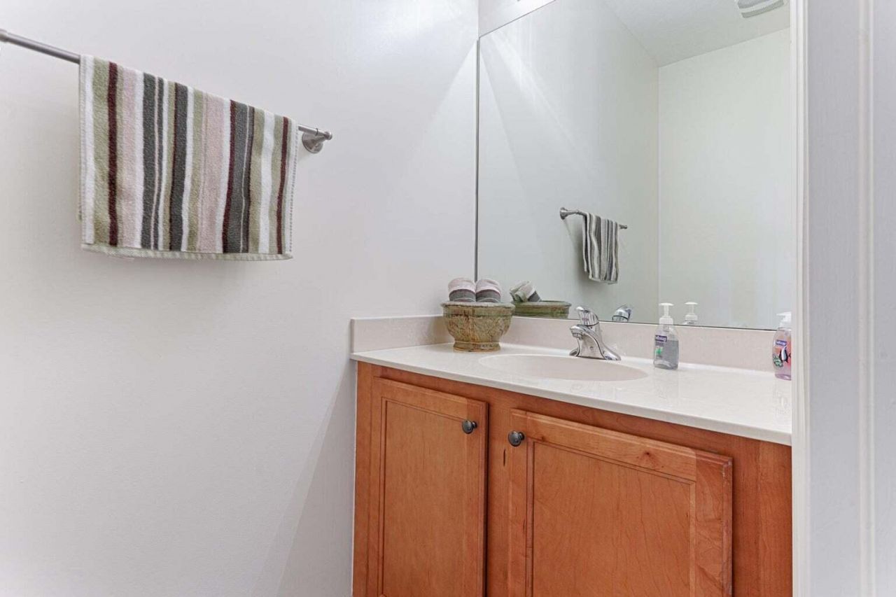 660 Amador Lane, Unit 4, West Palm Beach, FL 33401 Photo