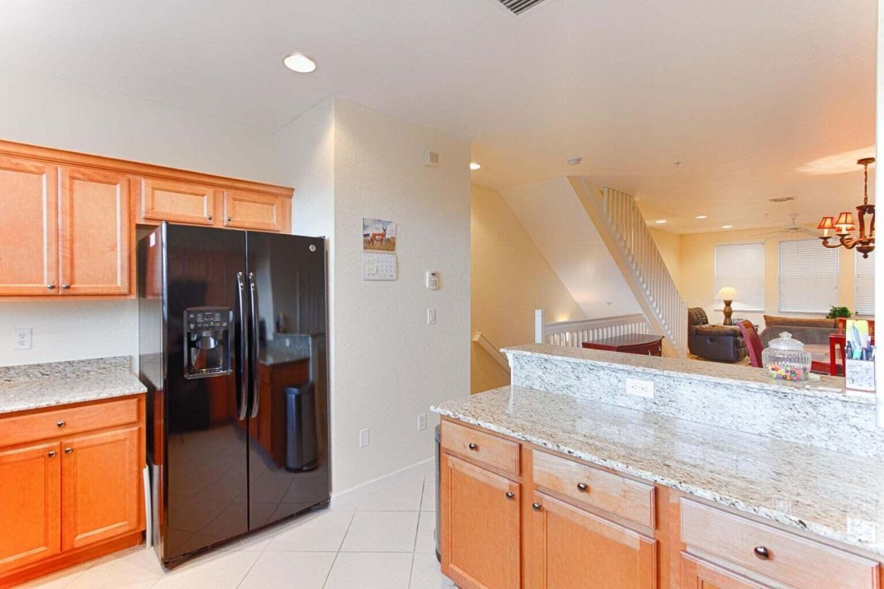 660 Amador Lane, Unit 4, West Palm Beach, FL 33401 Photo