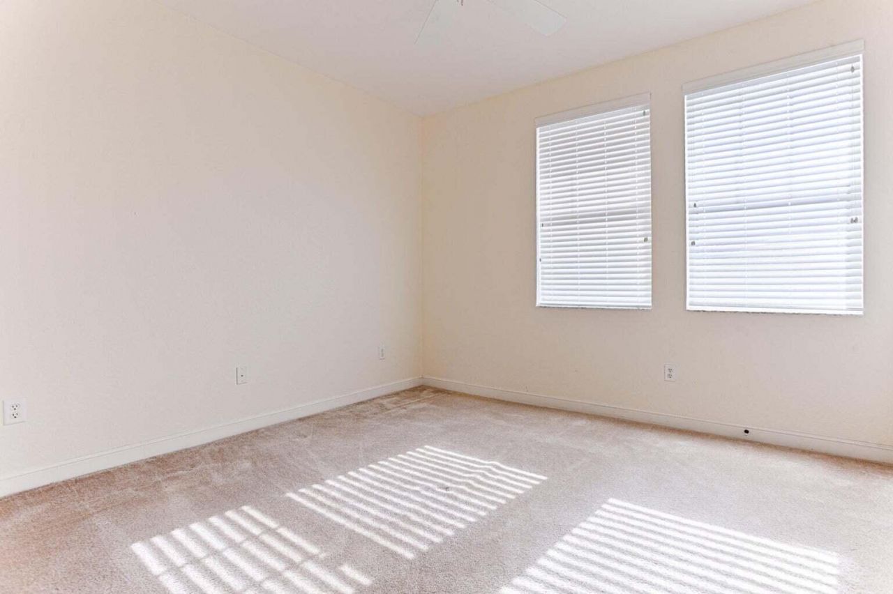 660 Amador Lane, Unit 4, West Palm Beach, FL 33401 Photo