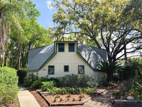 21004 NEGRIL COURT, LUTZ, FL 33558