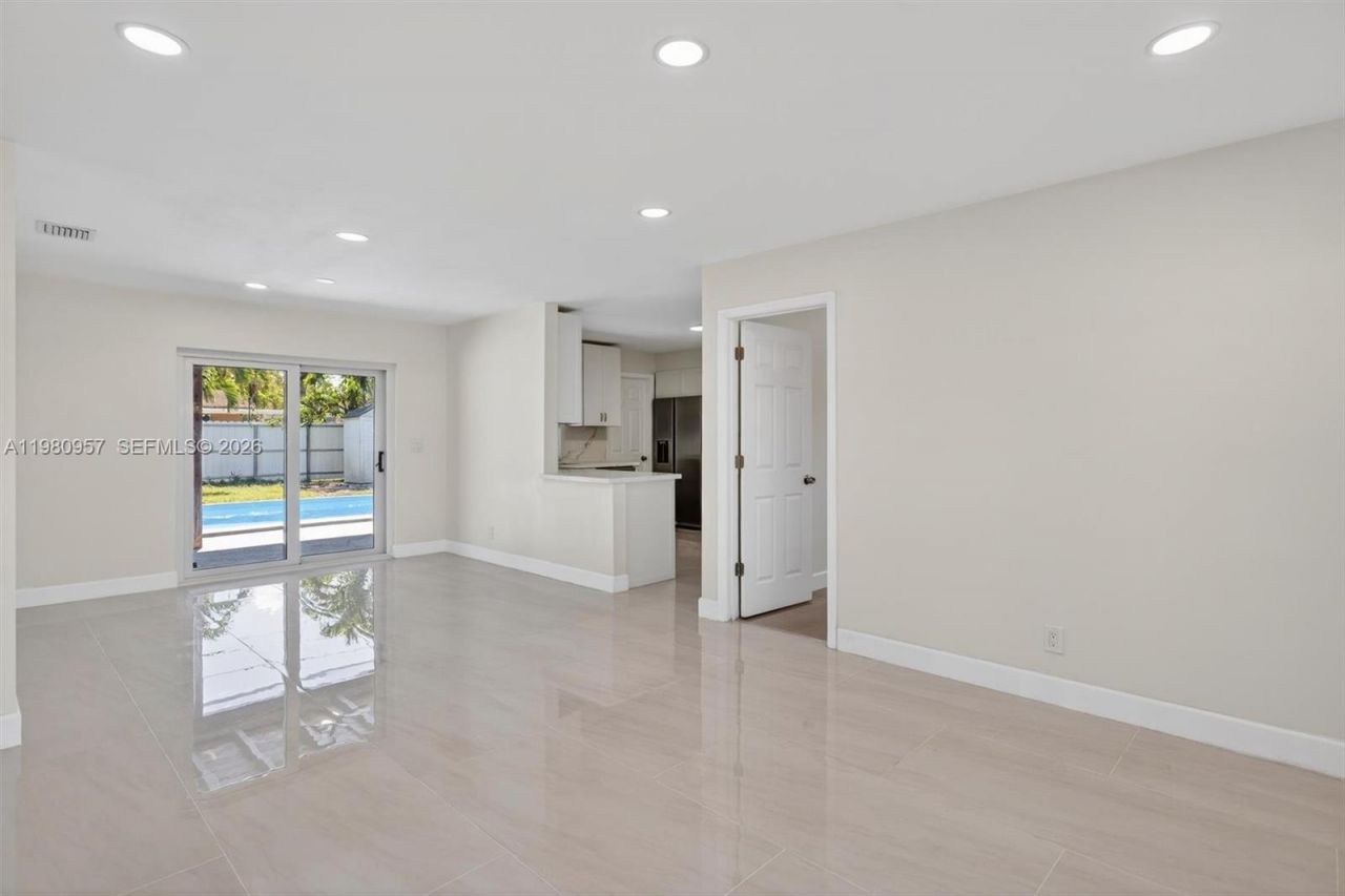 6740 Arthur St, Hollywood, FL 33024 Photo