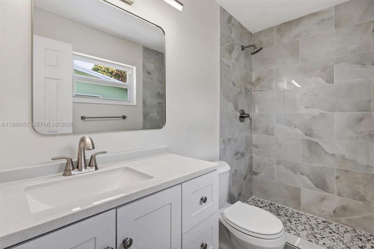 6740 Arthur St, Hollywood, FL 33024 Photo