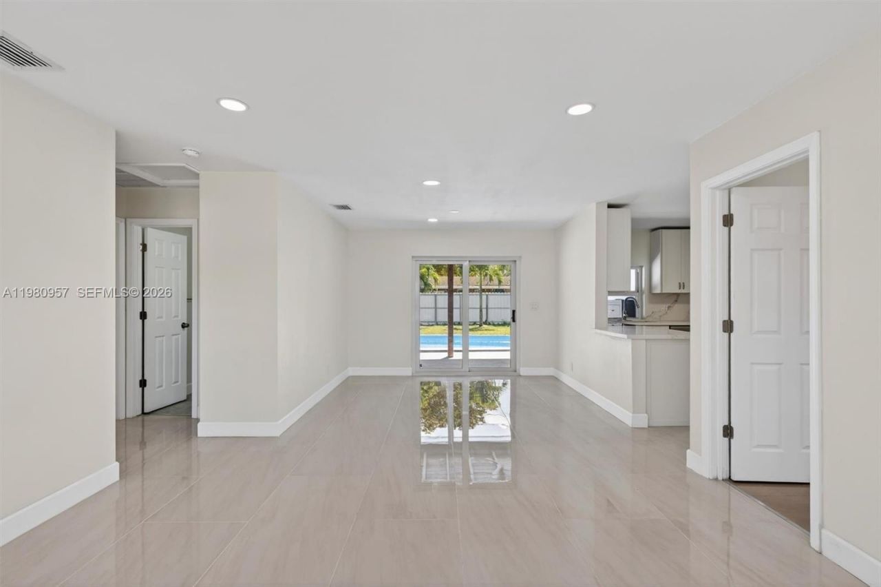 6740 Arthur St, Hollywood, FL 33024 Photo