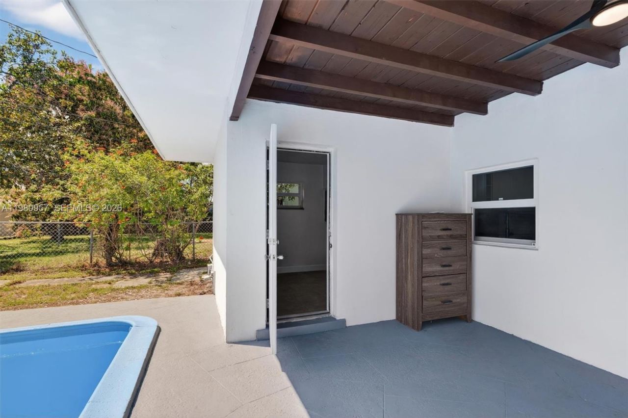 6740 Arthur St, Hollywood, FL 33024 Photo